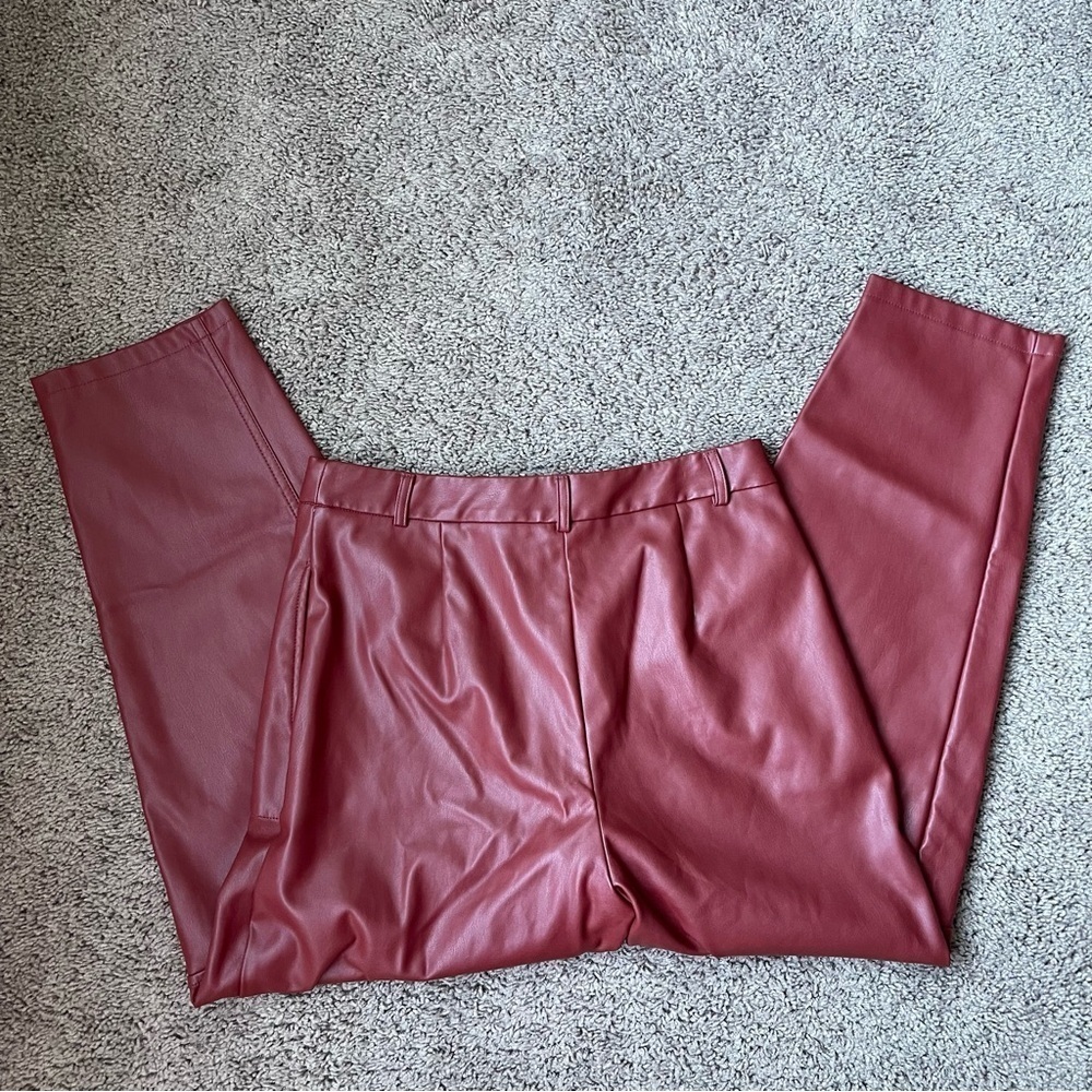 Worthington Red Pleather Ankle Pants - Picture 6 of 9